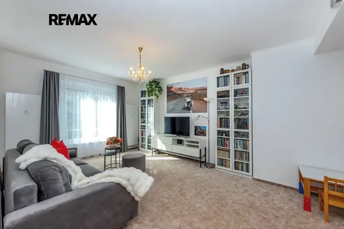 Prodej bytu 3+kk, Praha - Kobylisy, Horňátecká, 78 m2
