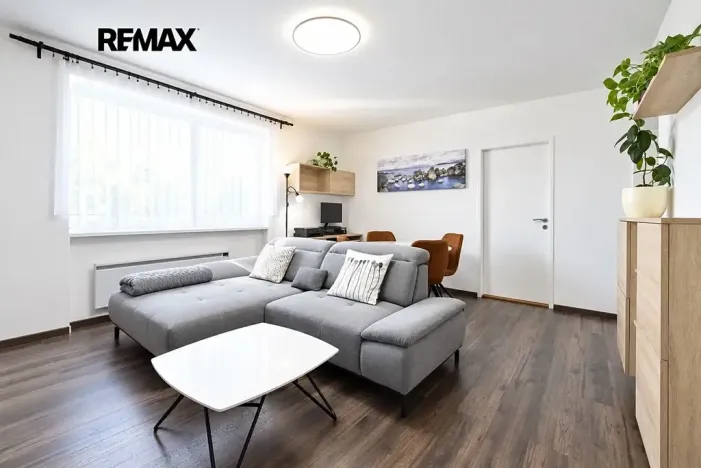 Prodej bytu 3+1, Milovice, Dukelská, 72 m2