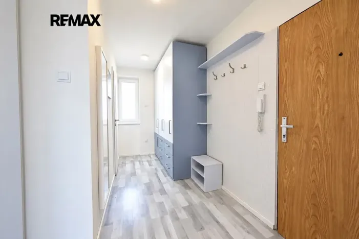 Prodej bytu 3+1, Milovice, Dukelská, 72 m2