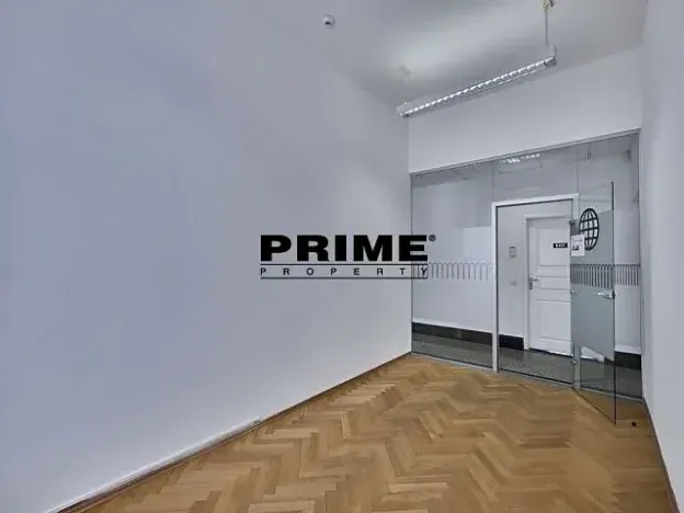 Pronájem kanceláře, Praha - Nové Město, Soukenická, 212 m2