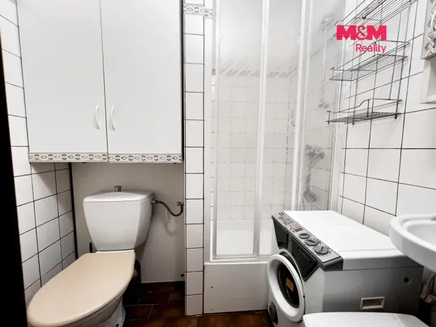 Pronájem bytu 1+kk, Nové Město nad Metují, Družstevní, 28 m2