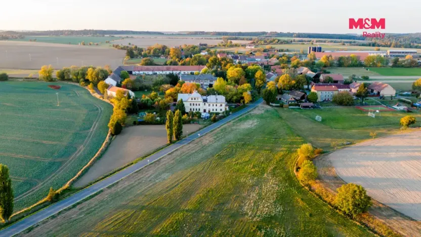 Prodej pozemku pro bydlení, Šípy, 4405 m2