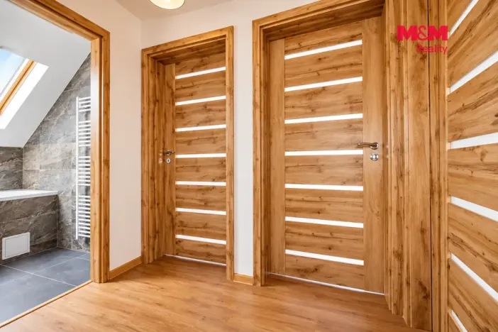 Pronájem rodinného domu, Hory, 125 m2