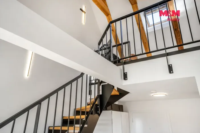 Prodej bytu 2+kk, Praha - Jinonice, Řeporyjská, 79 m2
