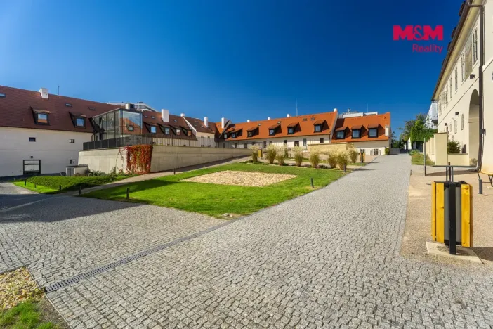 Prodej bytu 2+kk, Praha - Jinonice, Řeporyjská, 79 m2