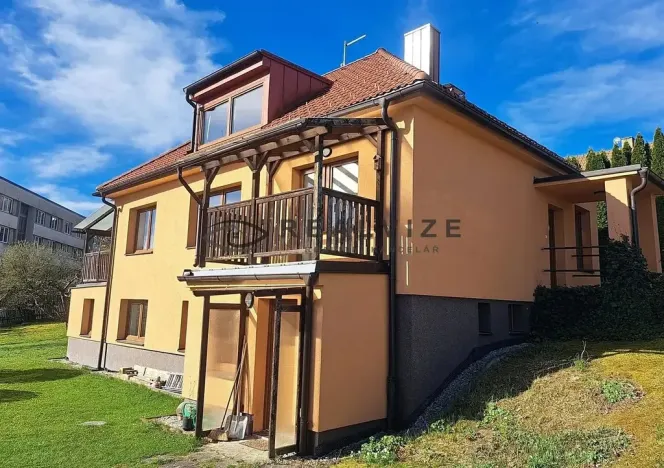 Pronájem bytu 1+kk, 37 m², U Cihelny, Český Krumlov, Plešivec
