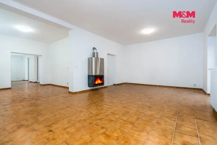 Prodej rodinného domu, Praha - Horní Počernice, Jasenná, 292 m2