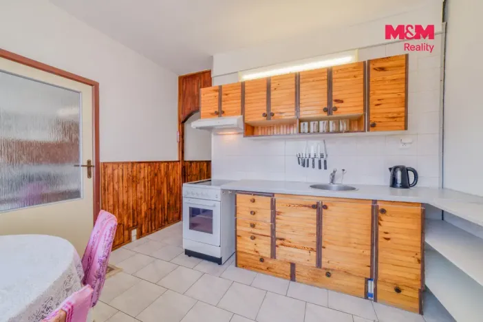 Prodej bytu 2+1, Toužim, Na Zámecké, 65 m2