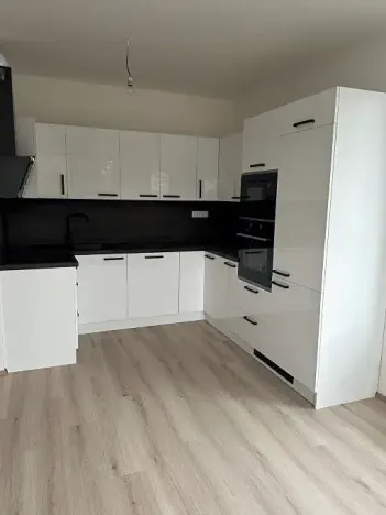 Pronájem bytu 2+kk, Praha - Hostivař, Nurmiho, 67 m2