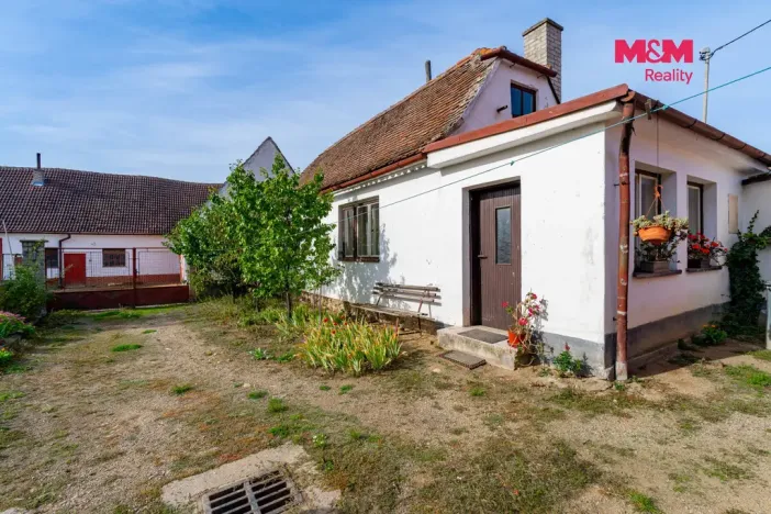 Prodej rodinného domu, Hostim, 130 m2