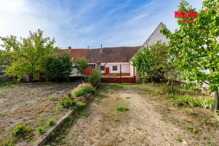 Prodej rodinného domu, Hostim, 130 m2