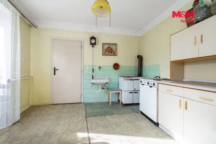 Prodej rodinného domu, Hostim, 130 m2