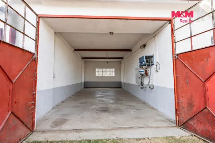 Prodej rodinného domu, Hostim, 130 m2