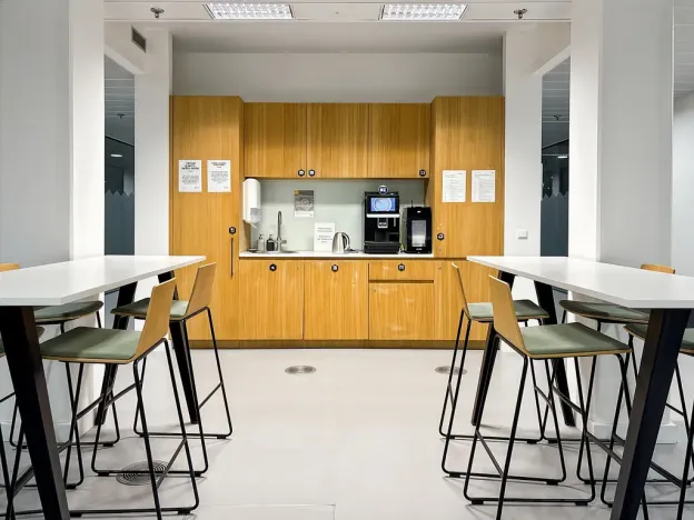 Pronájem kanceláře, Praha - Karlín, Karolinská, 10 m2