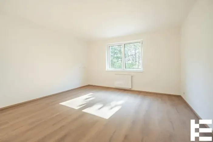Prodej bytu 1+kk, Praha - Satalice, Za Novákovou zahradou, 34 m2