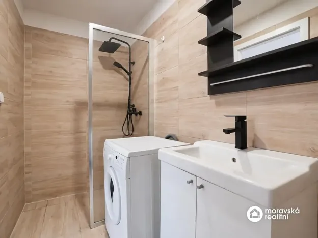 Prodej bytu 1+1, Brno, Viniční, 31 m2