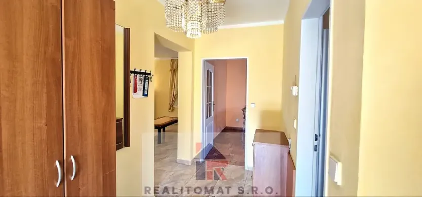 Pronájem rodinného domu, Šestajovice, Ve Skále, 160 m2