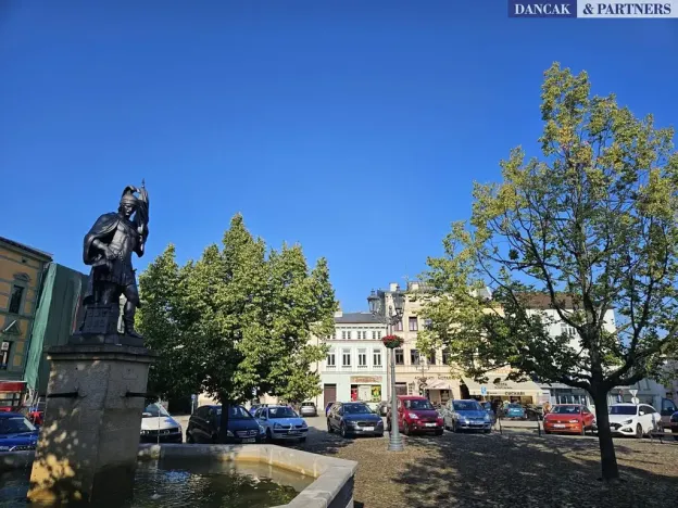 Pronájem komerčního prostoru, 84 m², Zámecké nám., Frýdek-Místek
