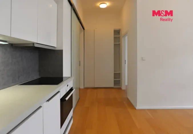 Pronájem bytu 3+kk, Hradec Králové, náměstí Jana Pavla II., 50 m2