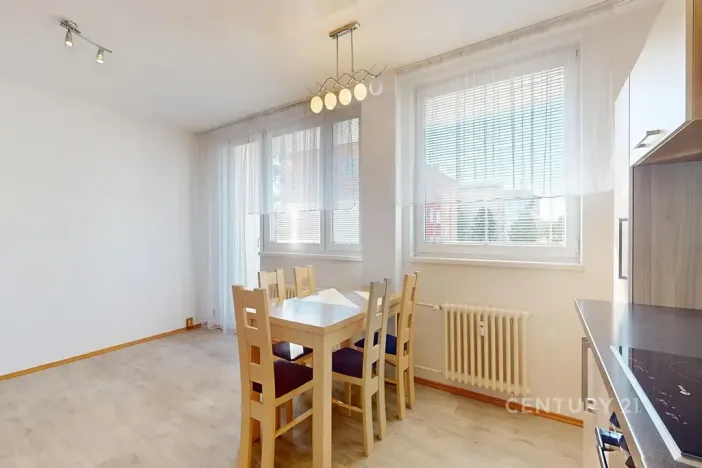 Prodej bytu 3+kk, Bystřice, Družstevní, 74 m2