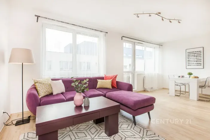 Prodej bytu 2+kk, Praha - Hostavice, U Hostavického potoka, 55 m2