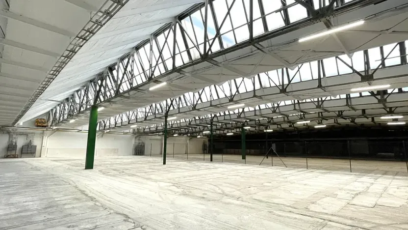 Pronájem skladu, Louny, Postoloprtská, 2200 m2