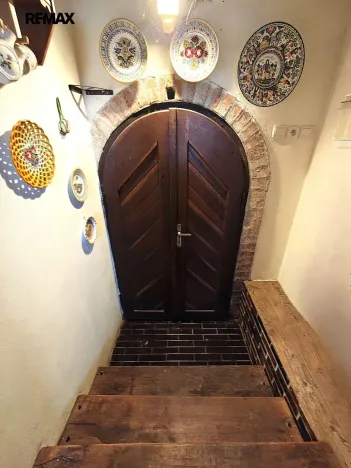 Prodej vinného sklepa, Dambořice, 86 m2
