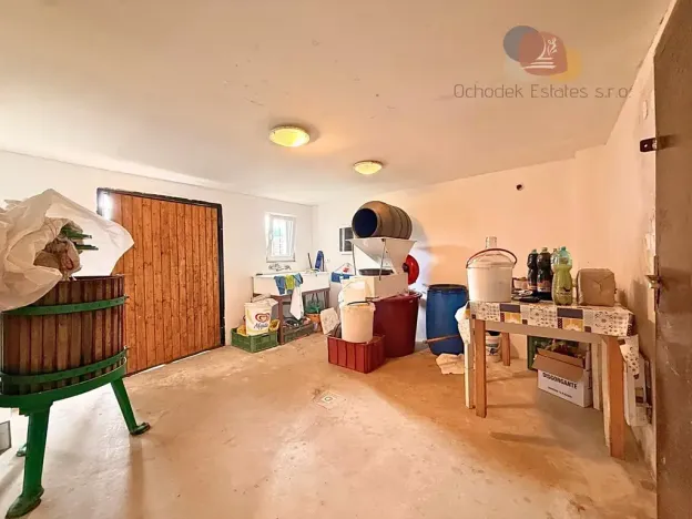 Prodej vinného sklepa, Mutěnice, Slovácká, 164 m2