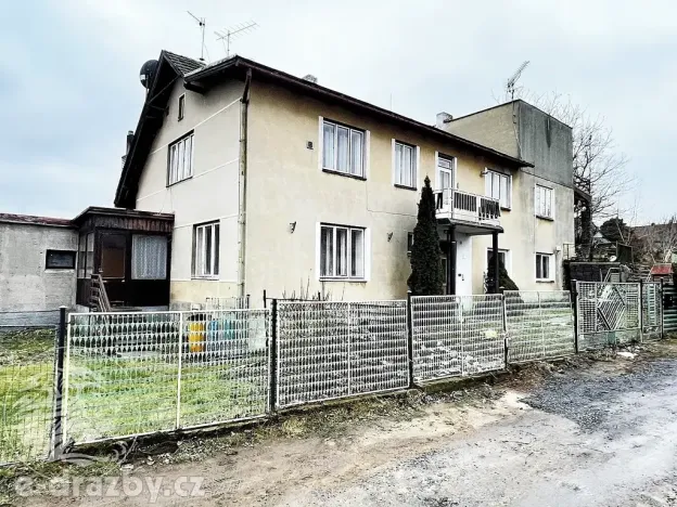 Dražba pozemku, 259 m², Krouna