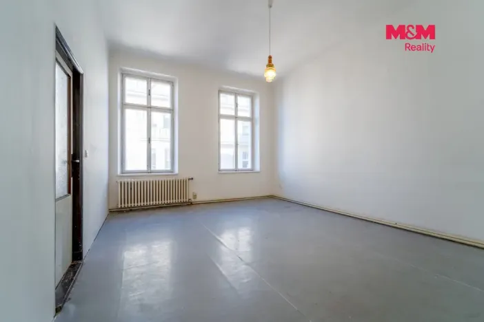 Pronájem bytu 3+1, Plzeň - Vnitřní Město, Zbrojnická, 121 m2