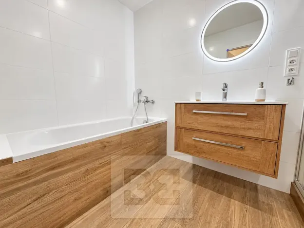 Pronájem bytu 3+1, Hodonín, nám. Osvobození, 75 m2