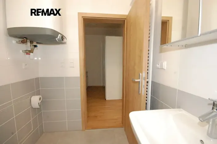 Pronájem bytu 1+kk, Kutná Hora, V Zákoutí, 36 m2
