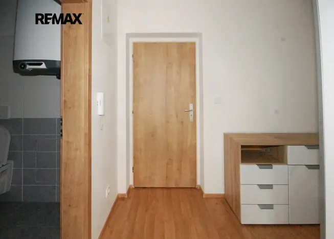 Pronájem bytu 1+kk, Kutná Hora, V Zákoutí, 36 m2