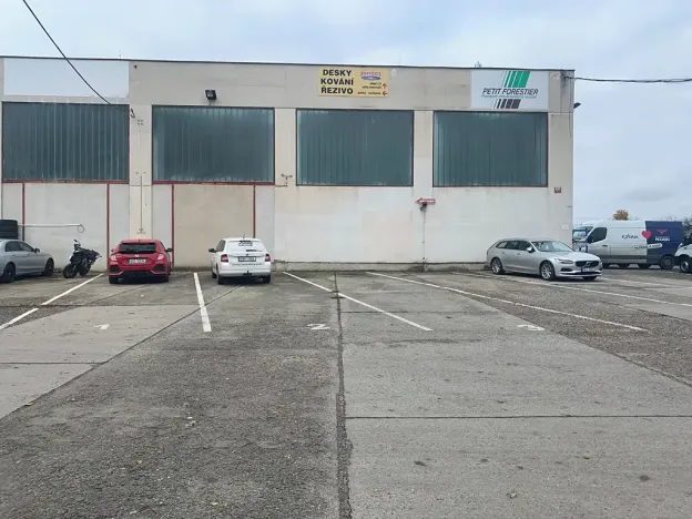 Pronájem komerčního pozemku, 400 m², Dobronická, Praha, Kunratice