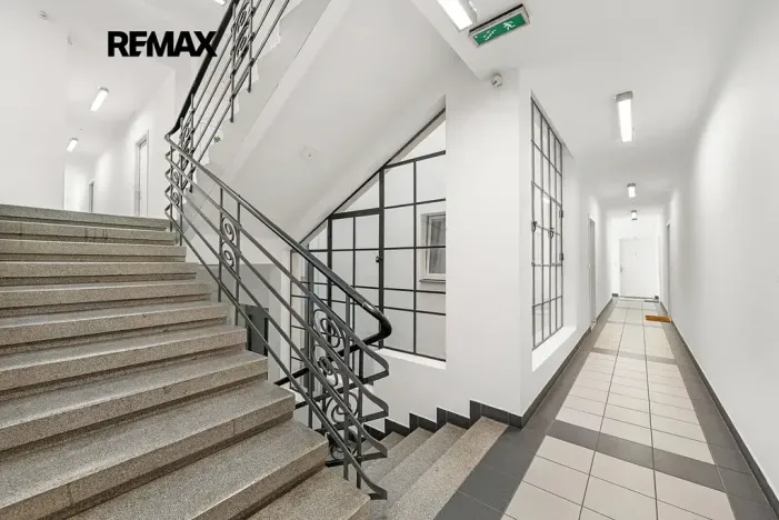 Prodej bytu 2+kk, Praha - Vršovice, 28. pluku, 51 m2
