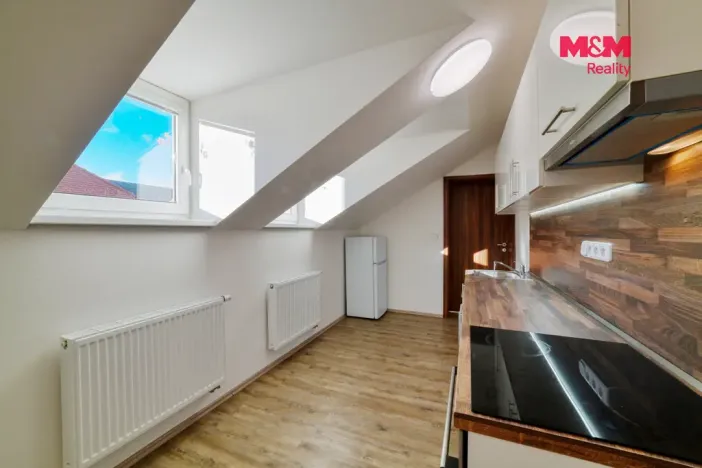 Pronájem bytu 1+1, Františkovy Lázně, 34 m2