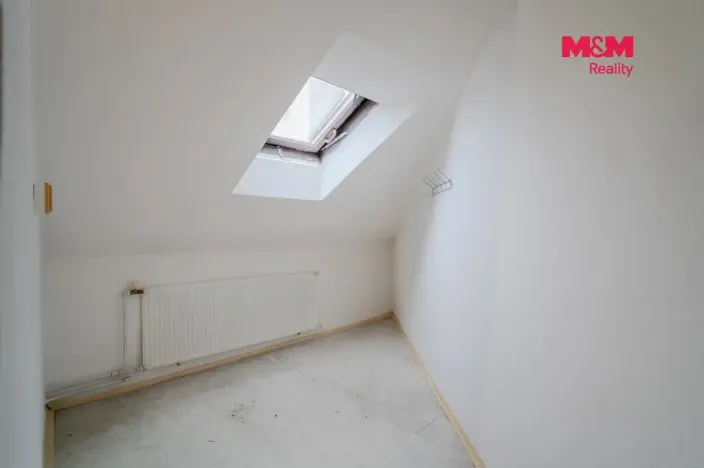 Pronájem obchodního prostoru, Ostrava - Michálkovice, Radniční, 21 m2