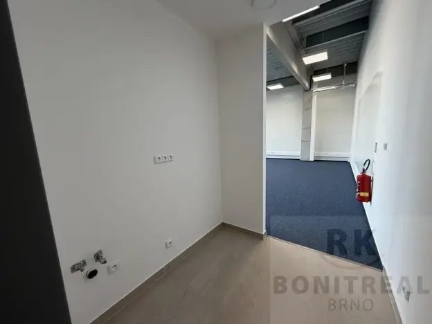 Pronájem skladu, Brno, Vinohradská, 457 m2