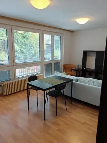 Pronájem bytu 2+kk, Praha - Braník, Nad křížkem, 40 m2