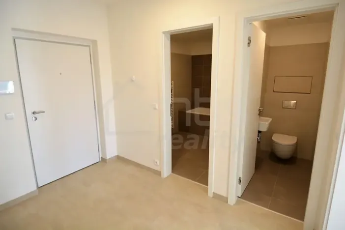 Pronájem bytu 2+kk, Praha, Davídkova, 64 m2