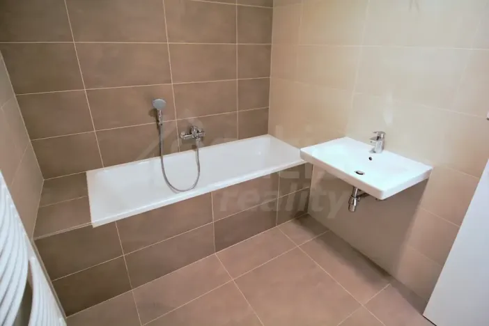 Pronájem bytu 2+kk, Praha, Davídkova, 64 m2