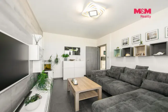 Prodej bytu 3+1, Líně, Vodárenská, 61 m2