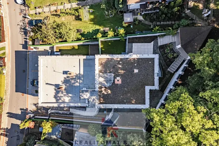 Pronájem bytu 4+kk, Praha - Komořany, Pod lesem, 343 m2
