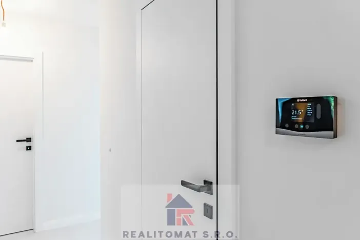 Prodej bytu 4+kk, Praha - Komořany, Pod lesem, 343 m2
