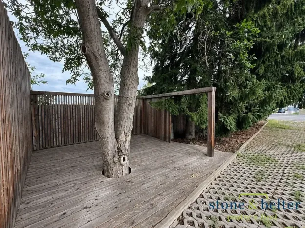 Pronájem kanceláře, Vestec, Vídeňská, 209 m2