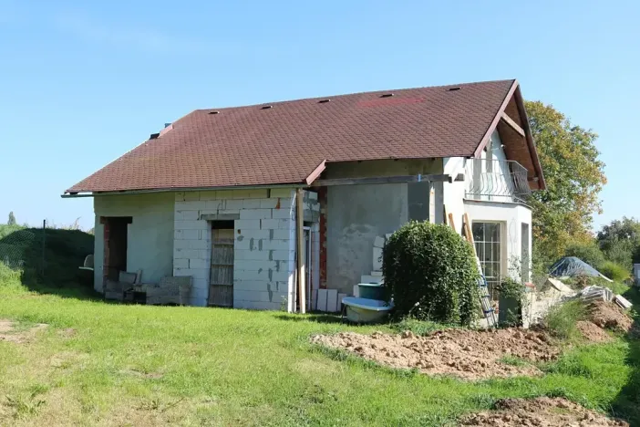 Prodej rodinného domu, Lochenice, 130 m2