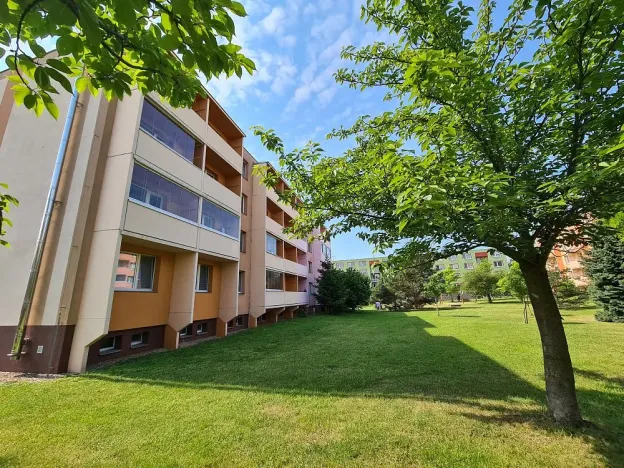 Pronájem bytu 1+1, Hrušovany u Brna, Sídliště, 35 m2