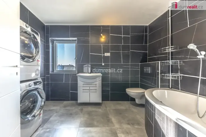 Prodej rodinného domu, Praha - Horní Počernice, Spojenců, 209 m2