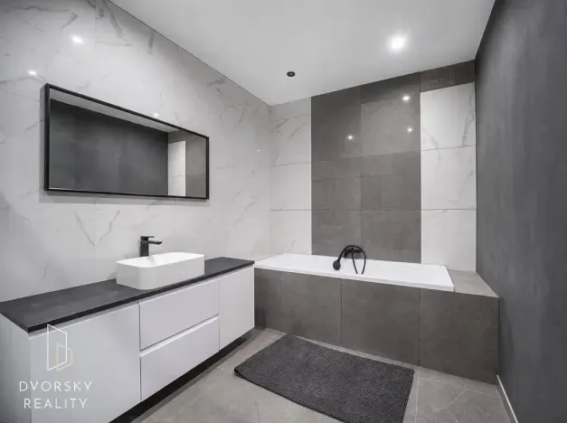 Prodej vícegeneračního domu, Žeretice, 320 m2