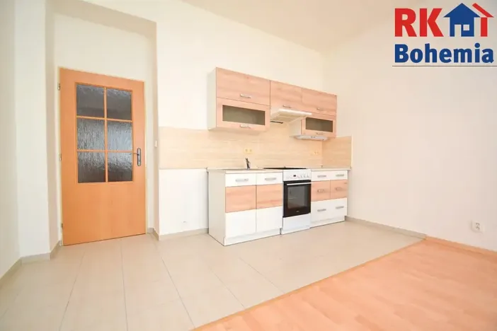 Pronájem bytu 2+kk, Praha - Nusle, Sdružení, 50 m2